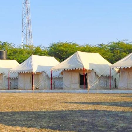 Mahefeel E Rann Resort Bherandiāla Dış mekan fotoğraf