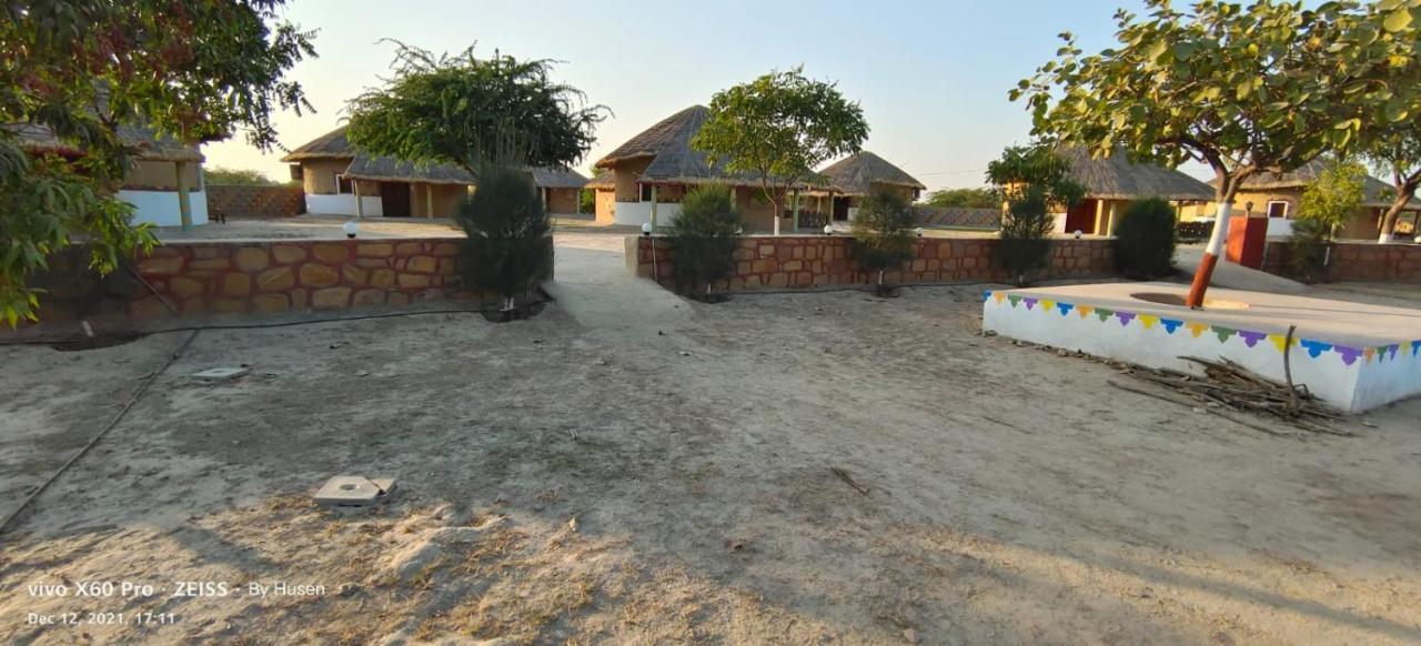 Mahefeel E Rann Resort Bherandiāla Dış mekan fotoğraf
