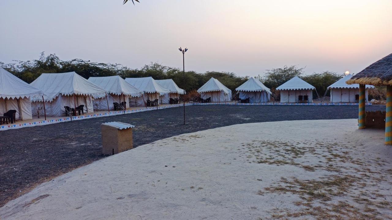 Mahefeel E Rann Resort Bherandiāla Dış mekan fotoğraf