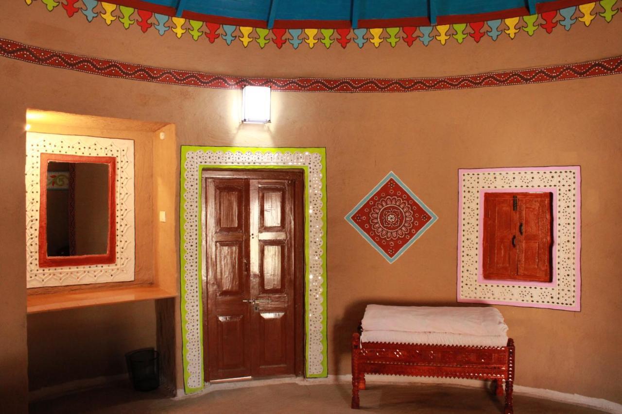 Mahefeel E Rann Resort Bherandiāla Dış mekan fotoğraf