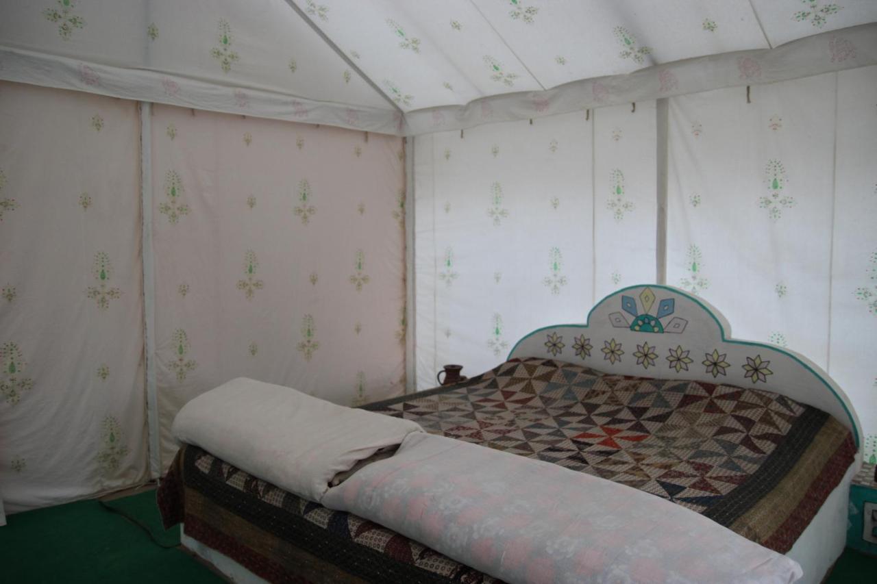 Mahefeel E Rann Resort Bherandiāla Dış mekan fotoğraf